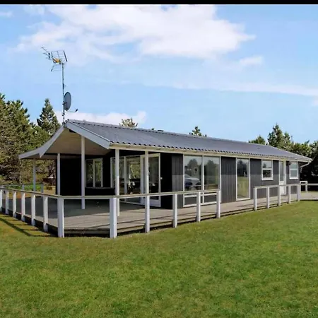 Lovely Summer House 50 Meters From The